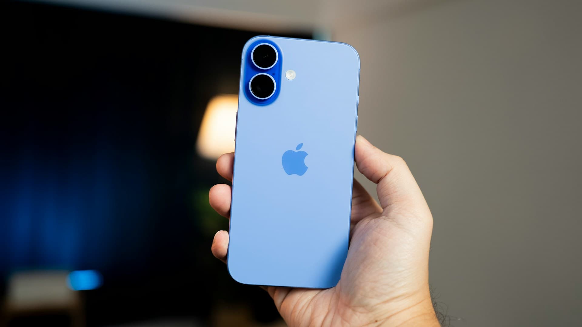 iPhone 16 avis : faut-il craquer pour le bijou d'Apple ?